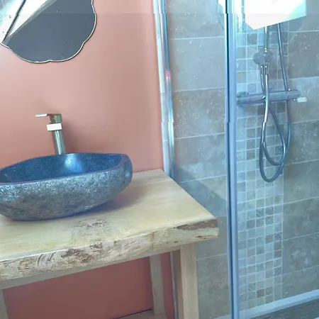 De Charme Pres Du Mans Pour 4 Avec Piscine Naturelle Landhuis