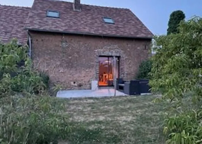 Hébergement de vacances De Charme Près Du Mans Pour 4 Avec Piscine Naturelle - Fr-1-410-473 Teloché