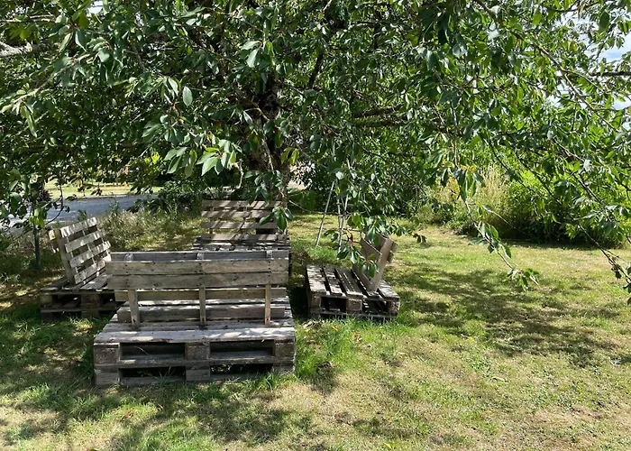 De Charme Près Du Mans Pour 4 Avec Piscine Naturelle - Fr-1-410-473 *