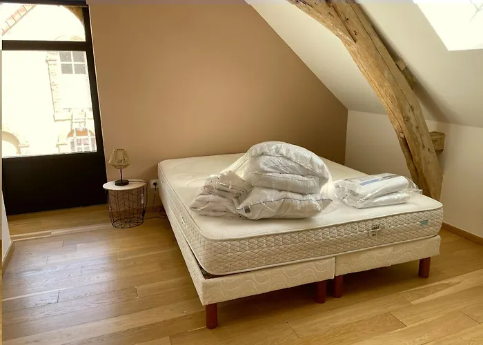 De Charme Près Du Mans Pour 4 Avec Piscine Naturelle - Fr-1-410-473