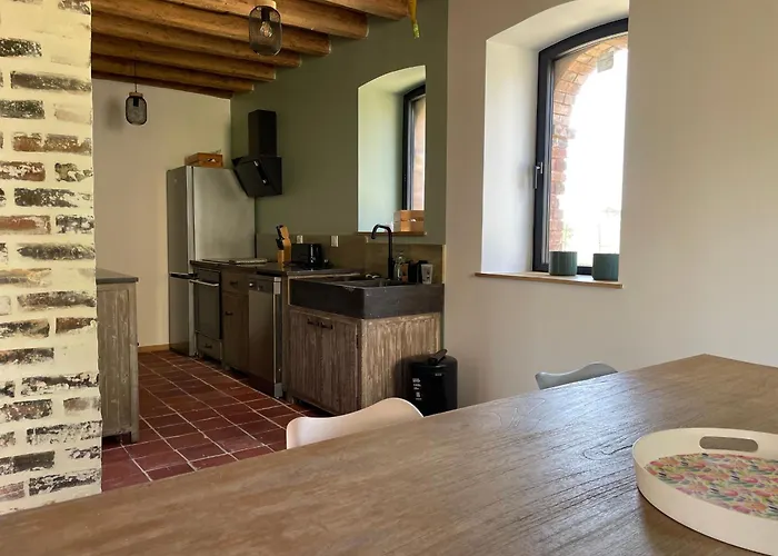 De Charme Près Du Mans Pour 4 Avec Piscine Naturelle - Fr-1-410-473 * Teloché