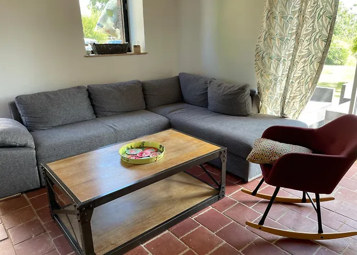 De Charme Près Du Mans Pour 4 Avec Piscine Naturelle - Fr-1-410-473 Hébergement de vacances *