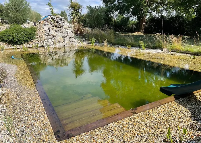 Hébergement de vacances De Charme Près Du Mans Pour 4 Avec Piscine Naturelle - Fr-1-410-473 *